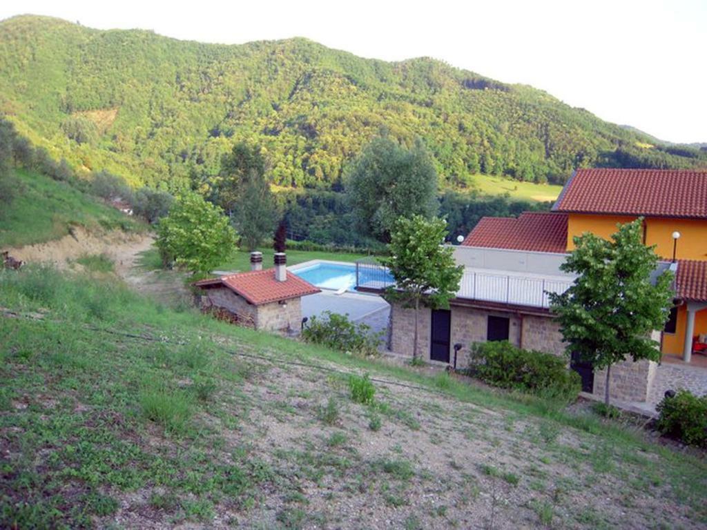 B&B Il Pozzo Di Celle Vernio Exterior photo